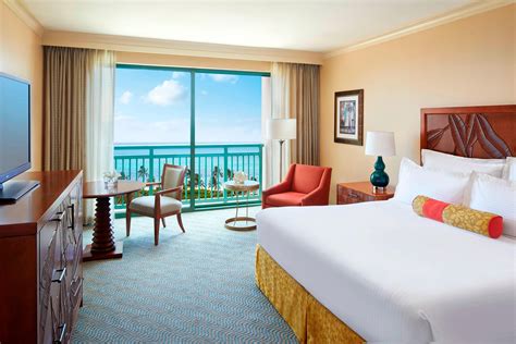 Paradise Island Suites And Hotel Rooms The Royal At Atlantis Autograph