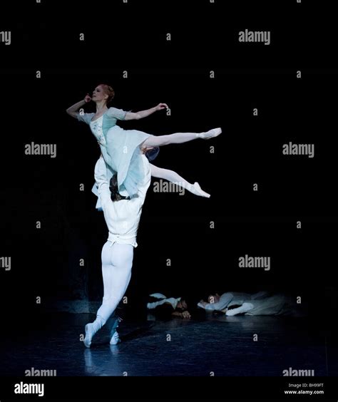 English National Ballet Manon Stock Photo Alamy