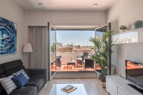 Entra y veras que hay usuarios que han insertado comentarios y han valorado su nivel de satisfacción. Apartamentos larga estancia en Madrid - Apartamentos Madrid Plaza