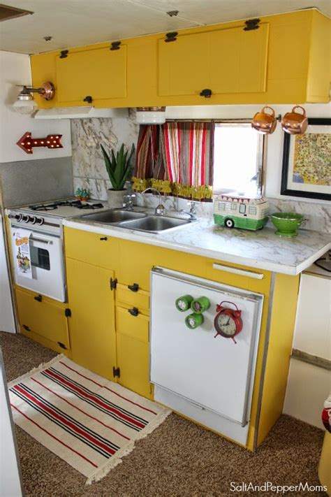 Upgrade my outdoor kitchen area for my travel trailer with ideas / pin on rpod / aug 31, 2020 · the university of utah on instagram:.aug 31, 2020 · the university of utah on instagram: Homes On Wheels: 5 Travel Trailer Makeovers We Love ...