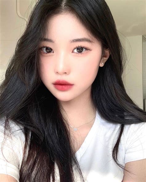 정 유 정 Yujeong05 Posted On Instagram • Aug 20 2020 At 1115am Utc Cute Makeup Looks