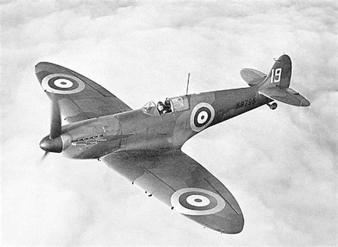 Spitfire Shot Down Over Salisbury Plain By The Luftwaffe 70 Years Ago