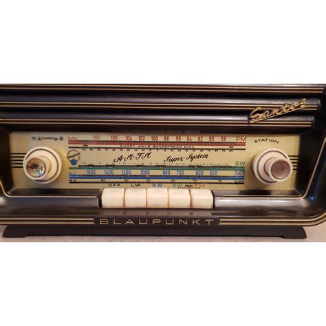 1950s Vintage Blaupunkt Santos 2310 German Tube Radio | Radio, Vintage radio, Car radio