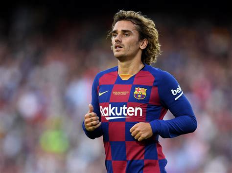 I think he is the most followed male player shows support to the women until now. ¿Se canso de Messi? Griezmann a un paso de un gigante de ...
