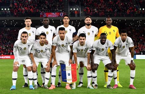 Was zeigen sie bei der em? Frankreich EM 2020 - Kader, Stars & Frankreich EM Trikot 2020 - Fußball EM 2020