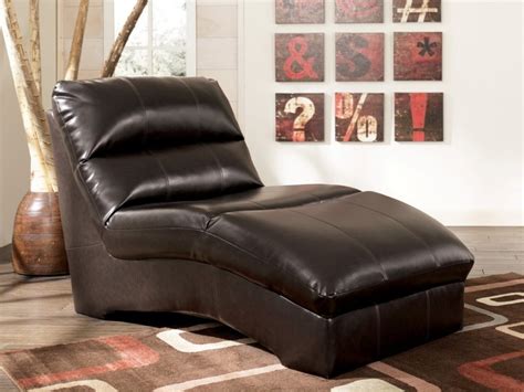 Snuggle up in comfort with your favorite book. Comfortable Chairs for Reading That Give You Amusing and ...