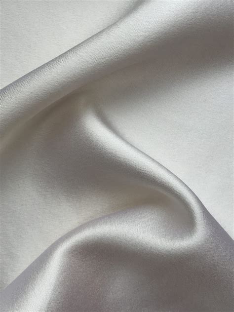 Heavy Silk Satin In Natural White 30mm East And Silk Silk Fabric For Sale