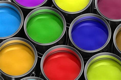 Maybe you would like to learn more about one of these? Differences in Water-Based and Oil-Based Paints — Premium ...