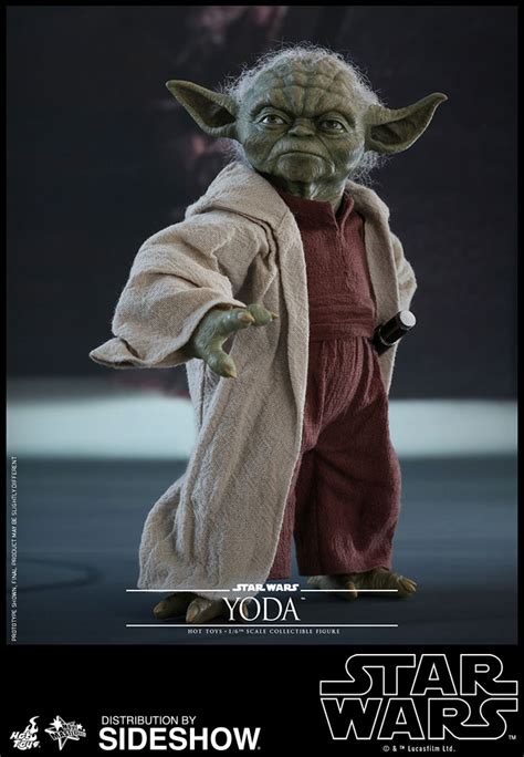 Star Wars Yoda Sixth Scale Figure By Hot Toys Sideshow