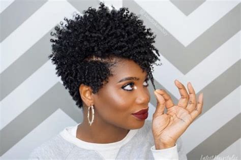 Absolutely stunning black hair art pictures ranging from natural hair to locs and braids. Here are The Best Short, Medium and Long Black Hairstyles
