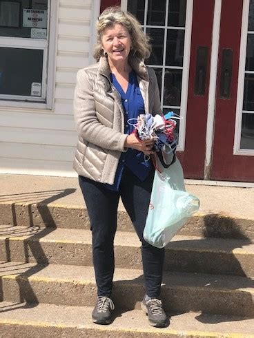 Gravenhurst Residents Sewing Masks To Help Fight Covid-19 | Bayshore