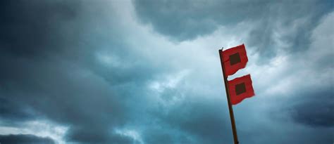 Hurricane warning a hurricane warning is issued when sustained winds of 64 kt (74 mph) or higher associated with a tropical cyclone are expected in 36 hours or less. Grumble Jones - An ASL Blog: Hurricane Warning