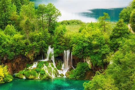 Plitvice Lakes Beautiful Rocks Forest Croatia Lakes National Park