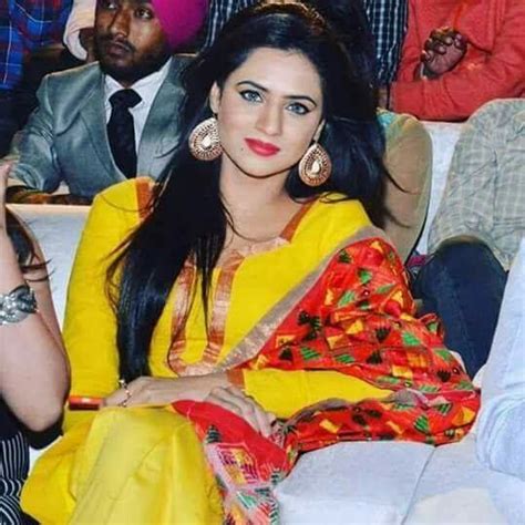 Pin By Jaswinder On Punjaboo Cool Suits Punjabi Salwar Suits