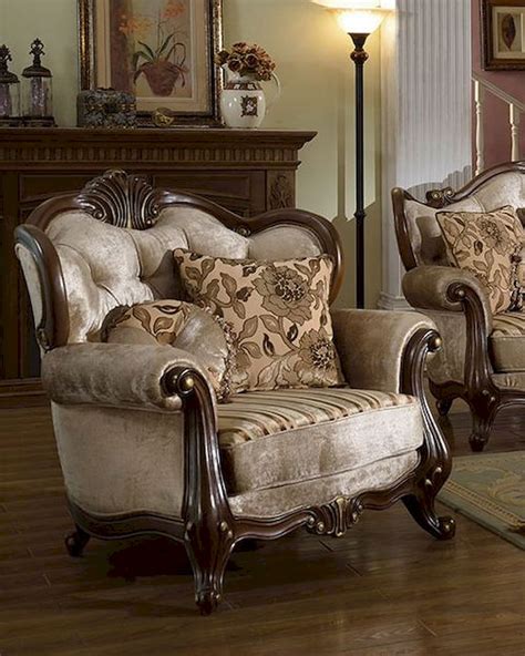 It varies from light brown to a medium dark hair. Brown Chair in Traditional Style MCFSF8700-C