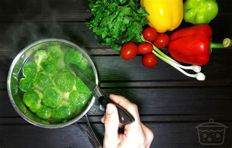 Saute onions until tender, approximately 5 minutes. How to Boil Broccoli: Full Guide with Useful Tips - How-to ...