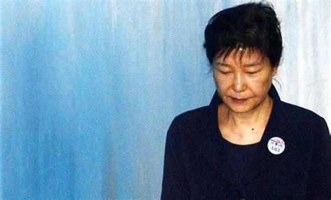 박근혜 정부의 영화계 탄압, 유신시대로 회귀했나. 뉴스필터 :: 박근혜 구속 만료 석방?