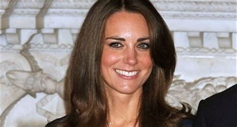 Exclusive Kate Middleton Wedding Dress Pic Leaked