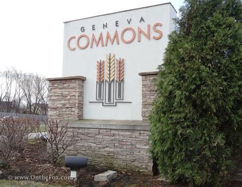 The Shops of Geneva Commons in Geneva, IL | OntheFox.com