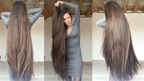 Many people want to help their hair look thick and full without chemical treatments. DIY Hair Thickening Treatment For Extra Strong and Long Hair