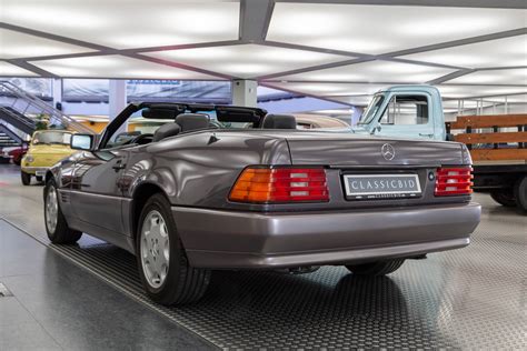 But the engines took it to another level. Mercedes-Benz 300 SL (R129) | Classicbid