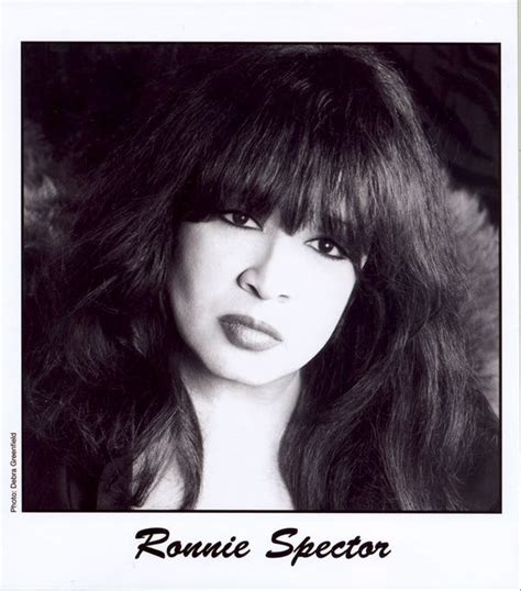 Ronnie Spector Leader Of The 60s Pop Group The Ronettes Dies At 78
