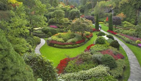 Ein kleines stück natur, das man nach lust und laune selbst gestalten und sich so einen zusätzlichen lebensraum außerhalb der eigenen 4 wände schaffen kann. Lassen Sie sich vom Feng Shui Garten inspirieren ...