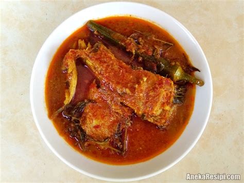Bagi penggemar masakan asam pedas,sebut sahaja resepi asam pedas ikan pari,merah atau kembung,daging tetel dan juga ayam,semua sedap boleh mencairkan mulut bila teringat kan. Resepi Asam Pedas Ikan Pari Melaka