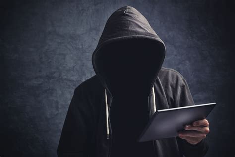 The Top Ten Greatest Hackers of All Time - CultureTECH