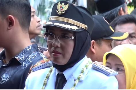 Bagaimana Susana Prosesi Sertijab Bupati Purwakarta Dari Pak Dedi Kepada Anne Ratna Mustika