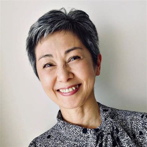 To effectively blend them into your hair (or tuck them in inconspicuously), try some braids and twists. 3 Ways to Wear Gray Hair Over 40 | Gray hair growing out ...