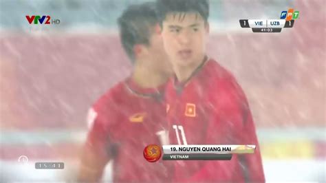 Tiền vệ nguyễn quang hải đã có những màn ăn mừng phấn khích cùng các cổ động viên hà nội fc sau trận 5 lần quang hải sút phạt vẽ cầu vồng khiến người xem mãn nhãn | khán đài online. Quang Hải vẽ cầu vồng tuyết tại Thường Châu Trung Quốc ...