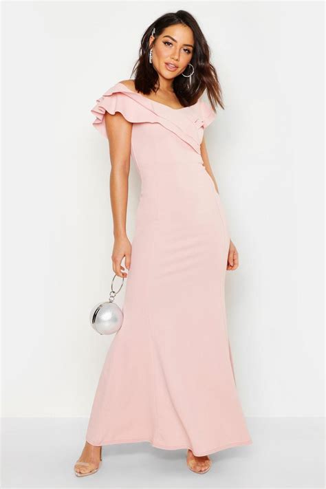 10 Stunning Wedding Guest Dresses For Single Ladies Stunning Wedding Guest Dresses Wedding