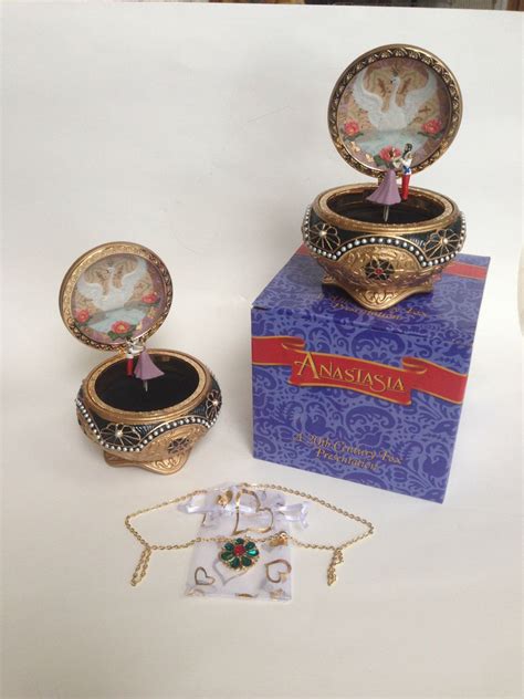 Nicholas And Alexandra Anastasia Musical Trinket Box W Hand Crafted