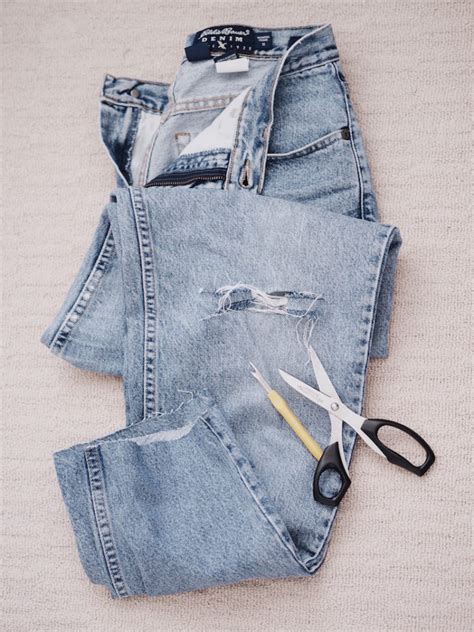 A Complete Guide To Distressing Denim The Vic Version
