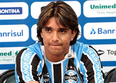 Maybe you would like to learn more about one of these? Grêmio aceita proposta da China, mas depende de Moreno e ...