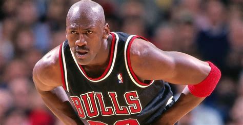 Top 15 Famous Basketball Players Interesting Stories About Famous