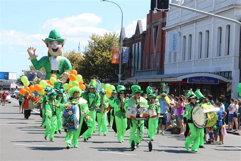 Patrick, but green is now favored. St Patrick's Parade & Irish Music and Dance| St Patrick's ...