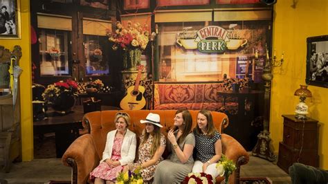 There is a central perk replica in dubai mall, dubai. Friends Central Perk Wallpapers (67+ images)