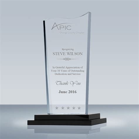 We see many organizations presenting an individual award to a recipient, and then also display a plaque in the corporate office showing the. Years of Service Award Plaque - Crystal Wave Award (001 ...