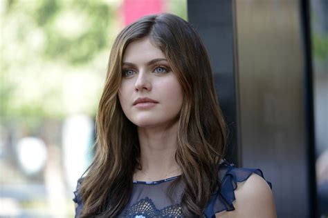 Alexandra Daddario Women Brunette Face Blue Eyes HD Wallpaper Rare