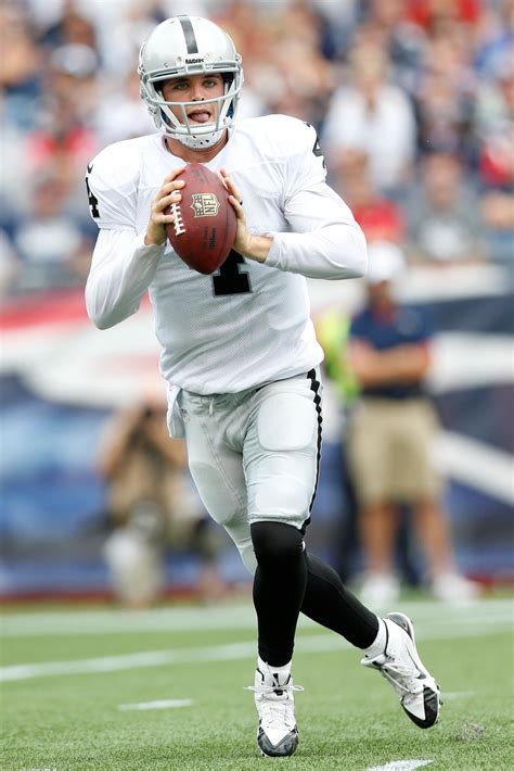 Derek dallas carr (born march 28, 1991) is an american football quarterback for the las vegas raiders of the national football league (nfl). Derek Carr Discusses Extension