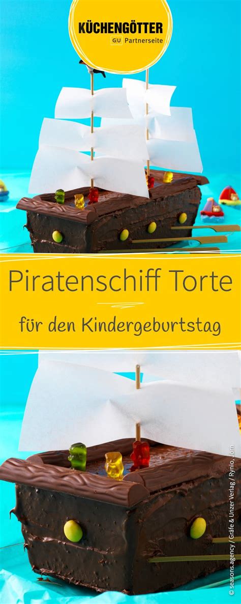 5 cm vom hinteren rand, im leicht schrägen winkel (ca. Piratenschiff-Torte - Kuchen Rezepte