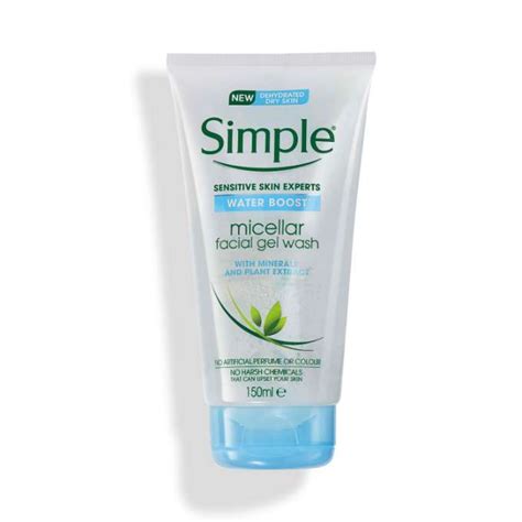 Water Boost Micellar Facial Gel Wash Simple® Skincare