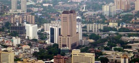 The hotel is 40 floors tall and has 800 rooms. Grand Seasons Hotel - Alchetron, The Free Social Encyclopedia