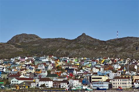 Saint pierre and miquelon are a small group of islands in the north atlantic ocean, south of newfoundland and labrador. St Pierre et Miquelon | Guide des Destinations ...