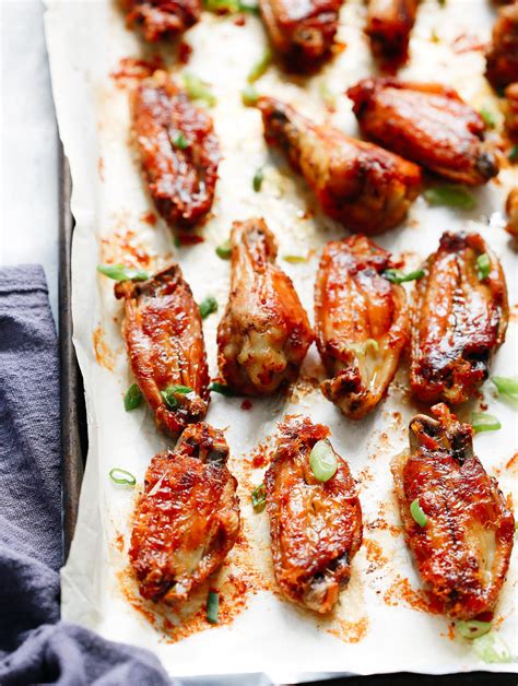 Broiled chicken wings are basted with barbecue sauce and then broiled to perfection in the oven and make a fabulous snack or game day appetizer. Baked Chicken Wings Recipe by Primavera Kitchen (Healthy & delicious)!