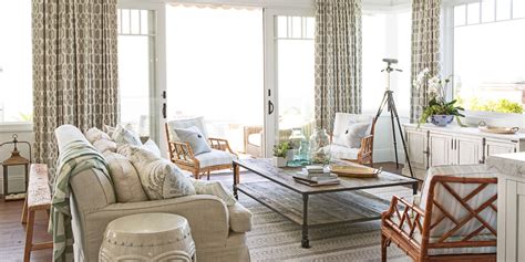 If you have literally no money to spare on home furnishing or decor, but you still need essentials for your home, i recommend you search the free sections on craigslist or. 15 Family Room Decorating Ideas, Designs & Decor