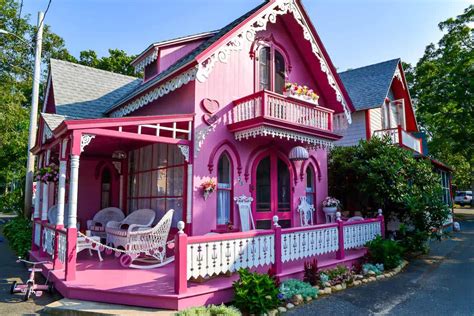 Marthas Vineyard Oak Bluffs Gingerbread Cottages Katies Bliss