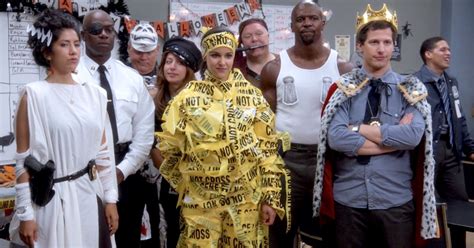 Brooklyn Nine Nine Every Halloween Heist Episode Ranked